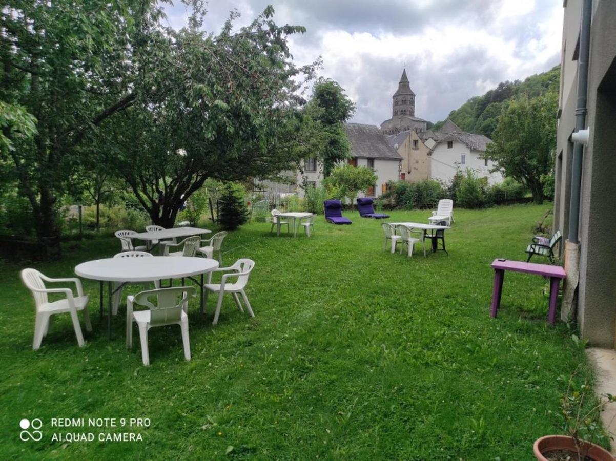Tulipe, Appartement 5 Personnes, Entre Sancy Et Volcans D'Auvergne Orcival Exteriör bild