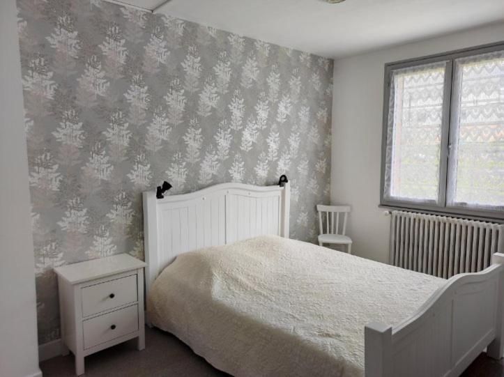Tulipe, Appartement 5 Personnes, Entre Sancy Et Volcans D'Auvergne Orcival Exteriör bild